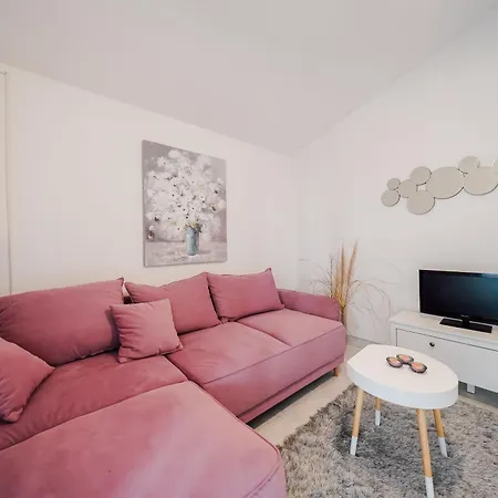 Lejlighed Family-friendly With Swimming Pool Ljubac, Zadar - 11922 *