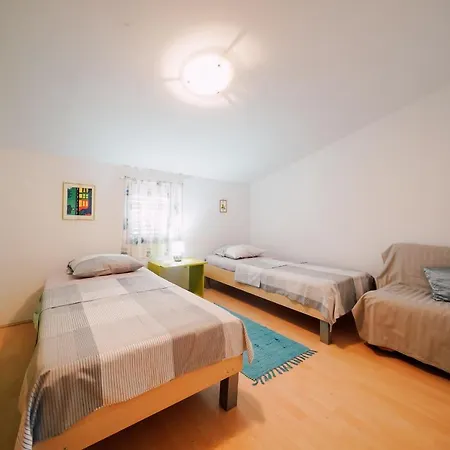 Family-friendly With Swimming Pool Ljubac, Zadar - 11922 Apartmán