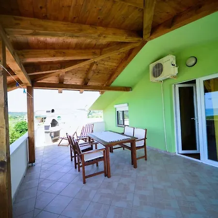 Family-friendly With Swimming Pool Ljubac, Zadar - 11922 * Ražanac