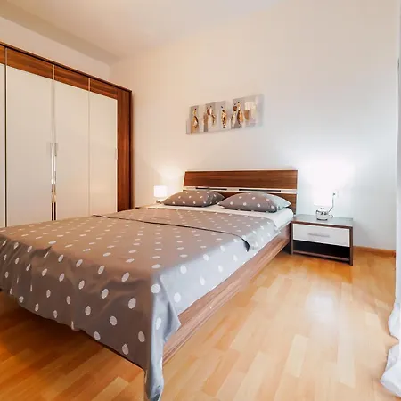 Appartamento Family-friendly With Swimming Pool Ljubac, Zadar - 11922 Ražanac