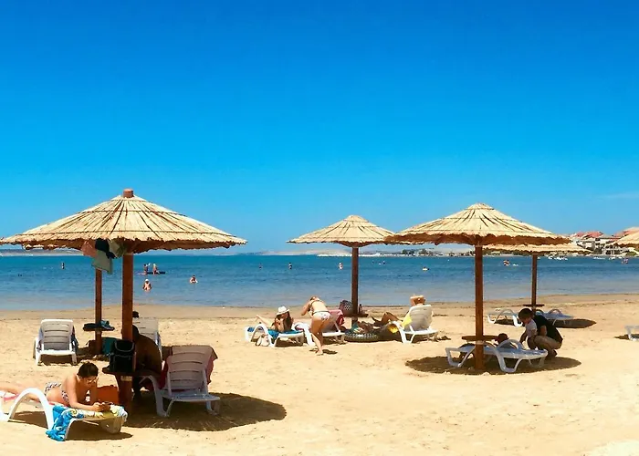 Family-friendly With Swimming Pool Ljubac, Zadar - 11922 Ražanac