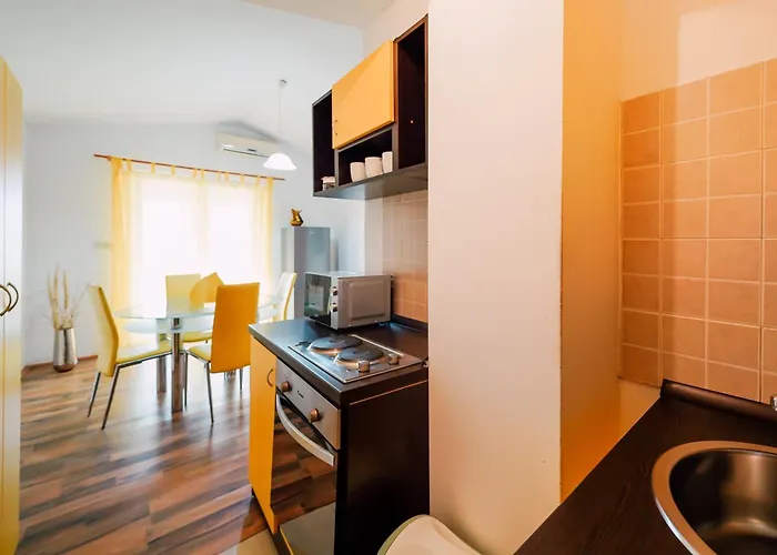 Family-friendly With Swimming Pool Ljubac, Zadar - 11922 *