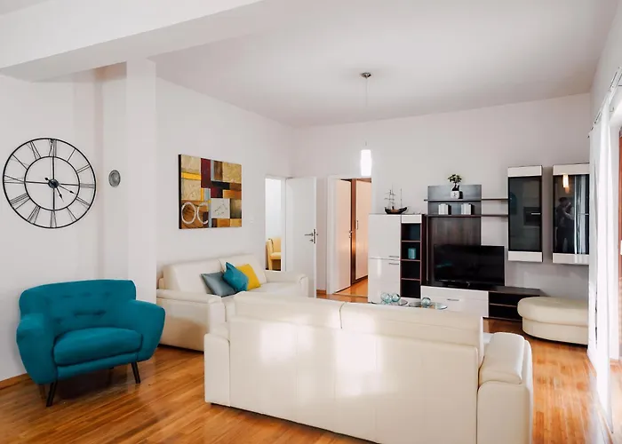 Appartamento Family-friendly With Swimming Pool Ljubac, Zadar - 11922
