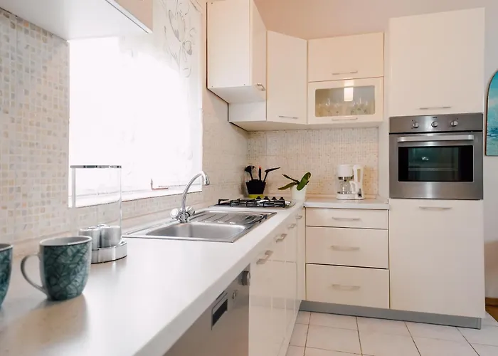 Appartamento Family-friendly With Swimming Pool Ljubac, Zadar - 11922 *